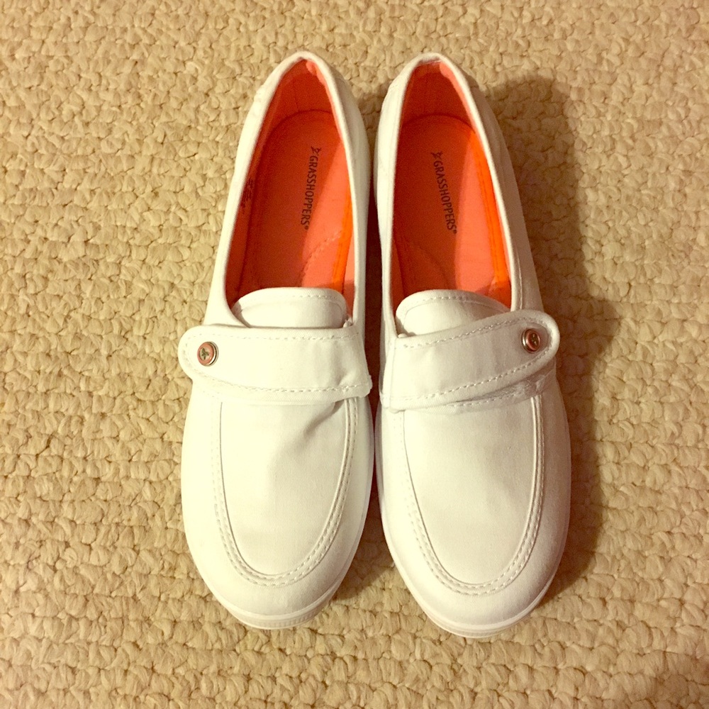 Grasshopper White Slipons